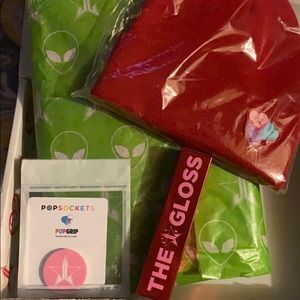 Jeffree Star ⭐️ Cosmetics premium Vday 2020 Box